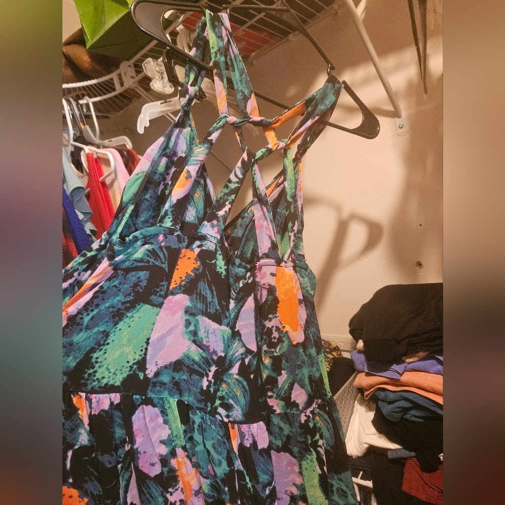 EUC Moda International Tropical Dress, Medium, Great for events, photo shoots 💃 - Picture 3 of 6
